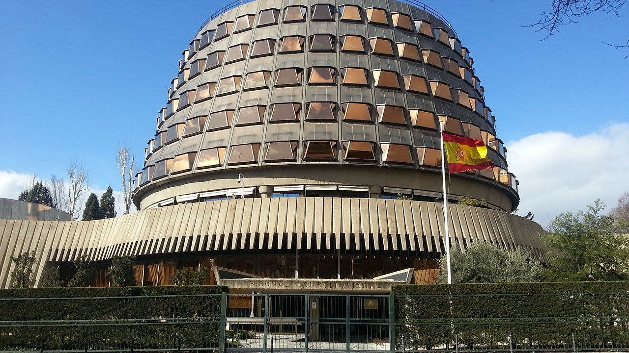 Constitutional Court suspends Catalan law to allow investiture of Puigdemont