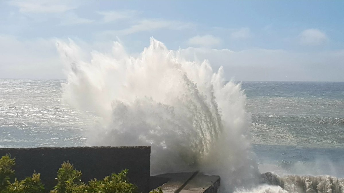 Yellow and amber weather warnings issued for Storm Amelie
