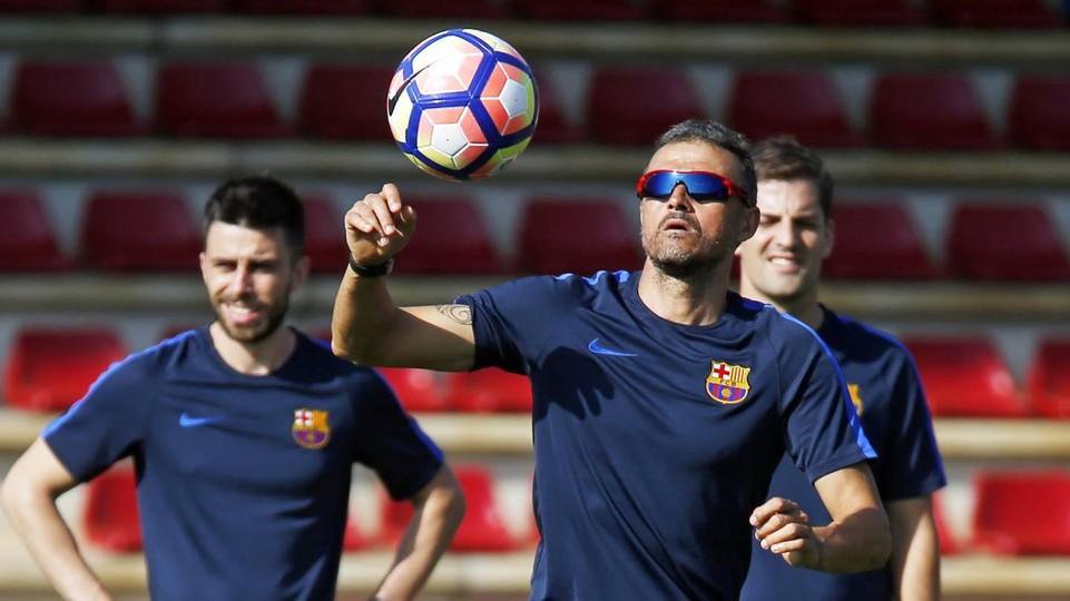 Spanish head coach annouced to have quit job