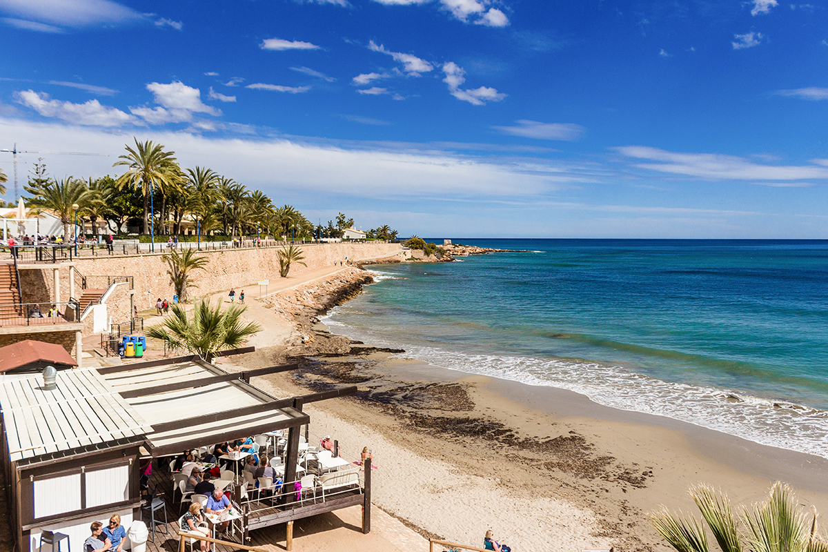 Two British men die after falling from promenade in Alicante