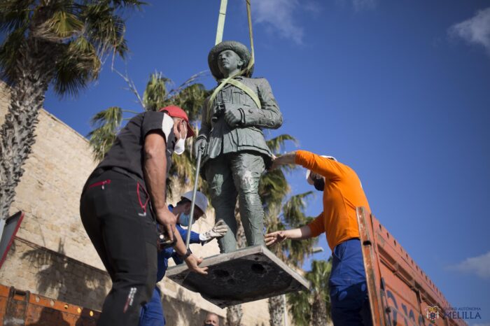 Last public statue in Spain to Franco taken down