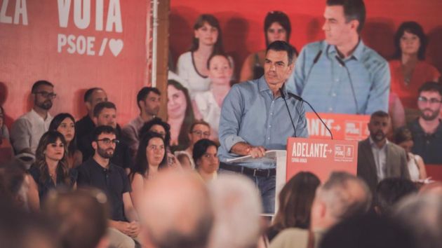 CIS polling data puts PSOE in the lead for the first time