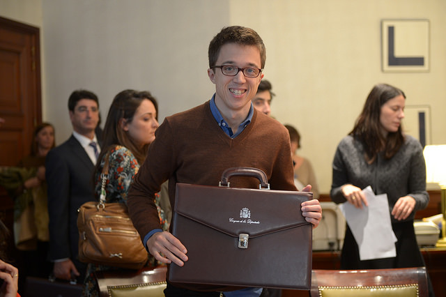 Iñigo Errejón Resigns from Sumar Amid Controversy