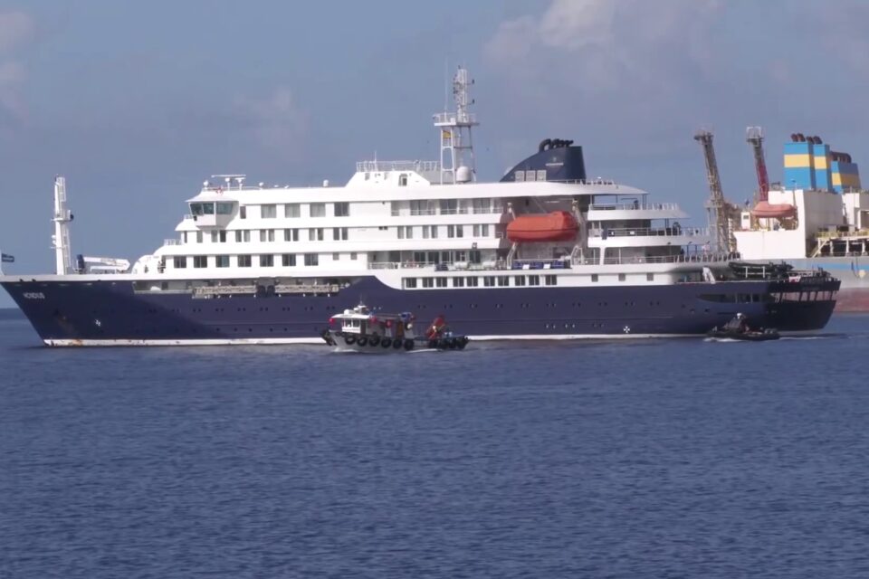 MV Hondius departs Tenerife after €5 million evacuation operation