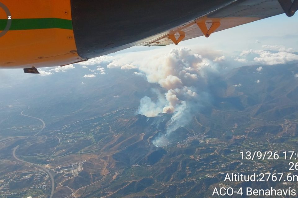Benahavís forest fire alert risen to phase one